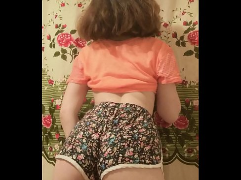 ❤️ Mozo sexy quitándose os calzóns ante a cámara ☑ Só porno en nós ﹏