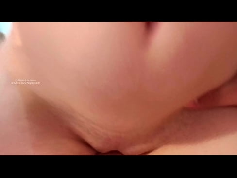 ❤️ Durmindo no cuarto da miña irmá e así espertei ☑ Só porno en nós ﹏
