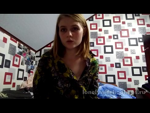 ❤️ A moza estudante rubia de Rusia gústanlle os pollos máis grandes. ☑ Só porno en nós ﹏