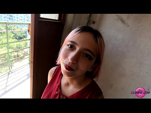 ❤️ Student Sensual chupa a un estraño no interior - Cum on his face ☑ Só porno en nós ﹏